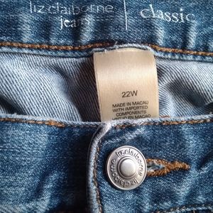 FREE SHIPPING  cute flattering  jeans